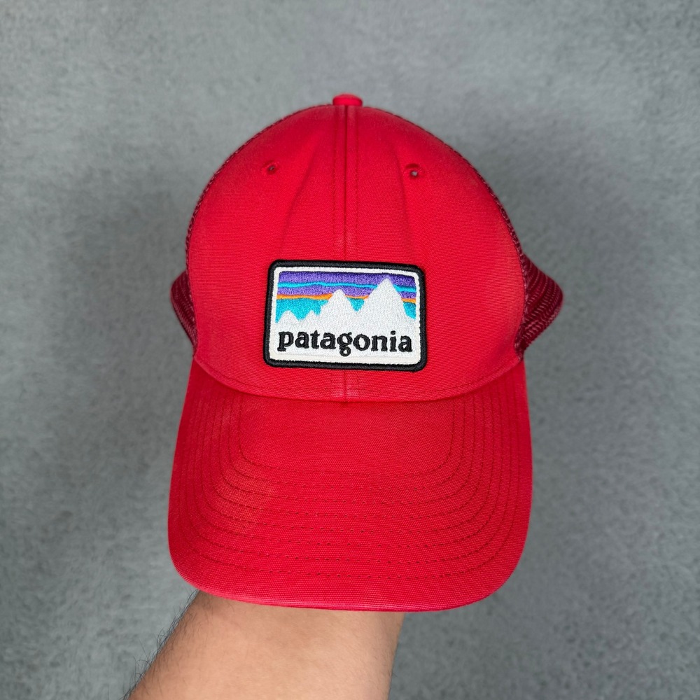 Patagonia P-6‎ Logo Trucker Hat Red Mesh Snapback Cap 38182 SP17 Mens